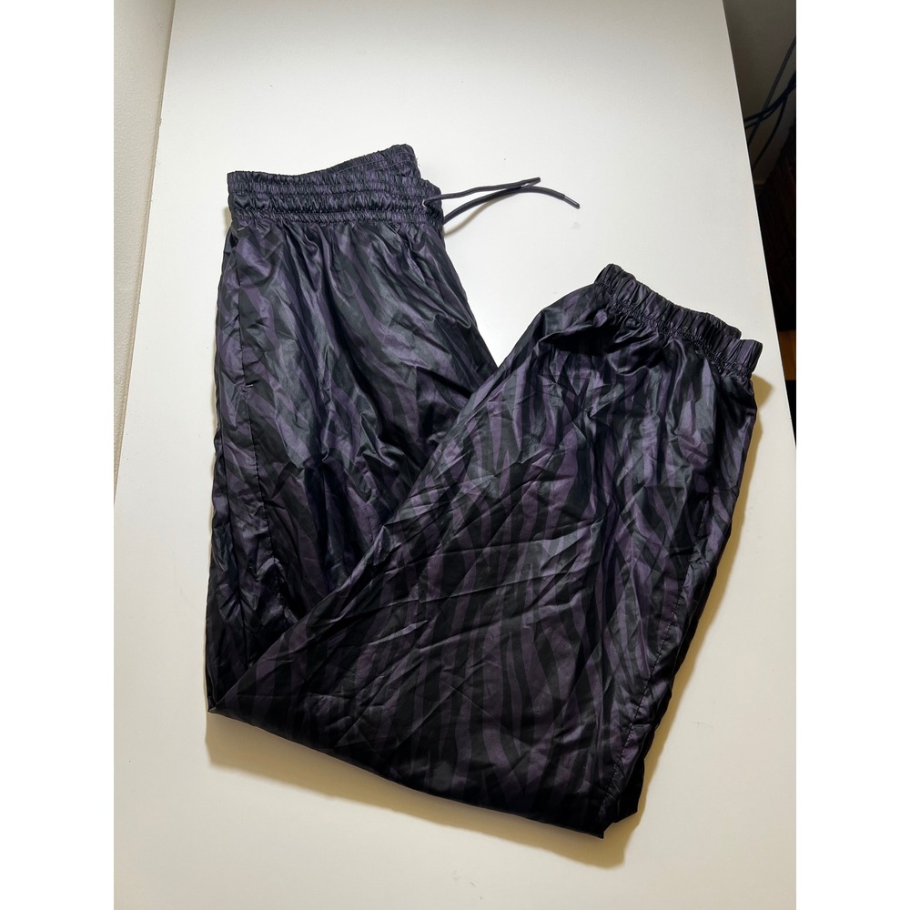 Nike Pants Womens Purple Medium Zebra Print Loose Fit Windbreaker Icon Clash - Picture 2 of 7